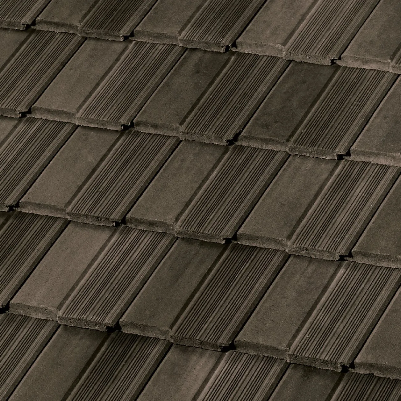 Newpoint Concrete Saxony Split Old English Thatch Splitoet Meadowlark roof shingle swatch